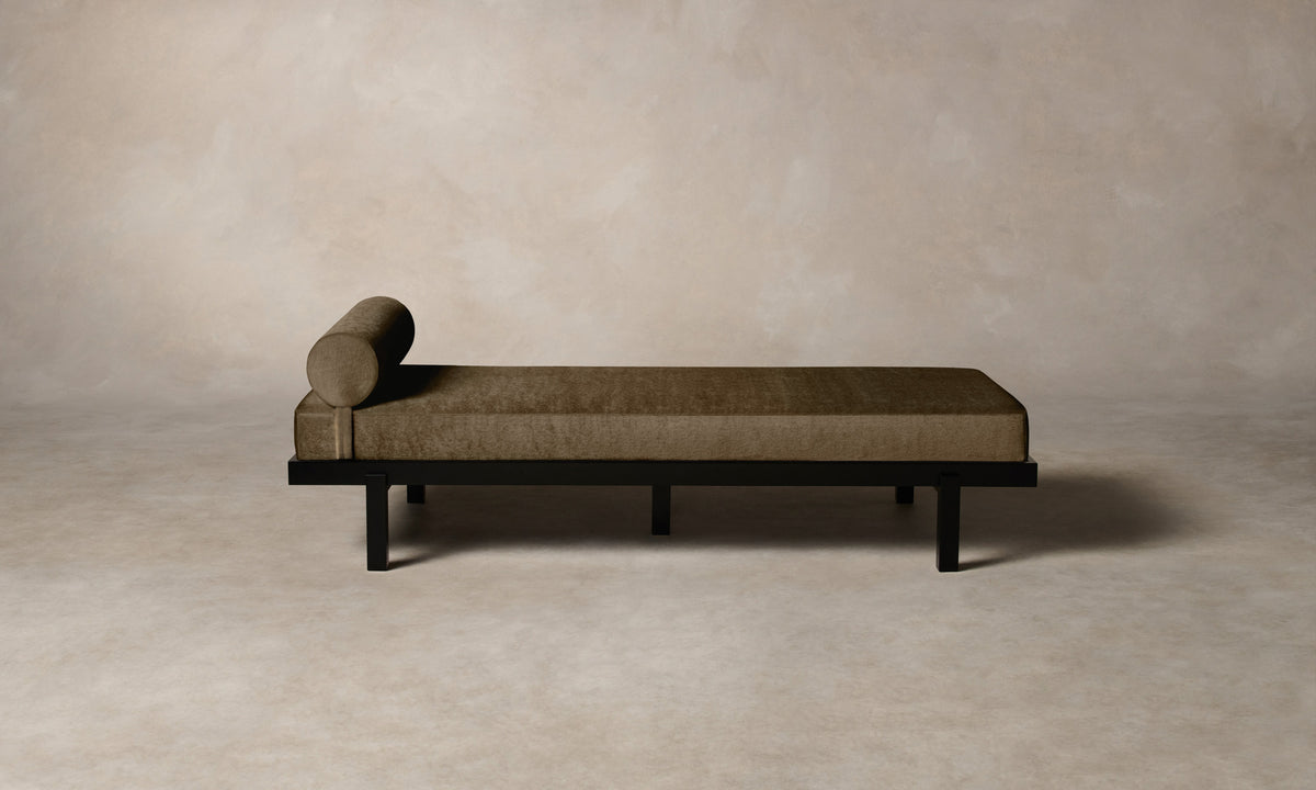 The Bruna Daybed - Mohair Mink
