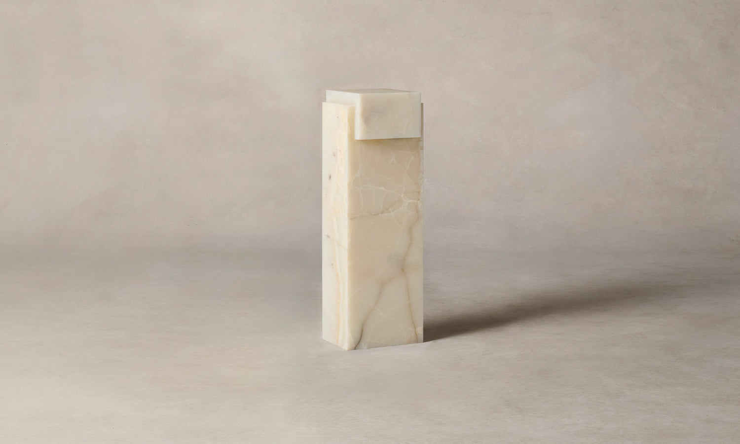 basel white onyx plinth